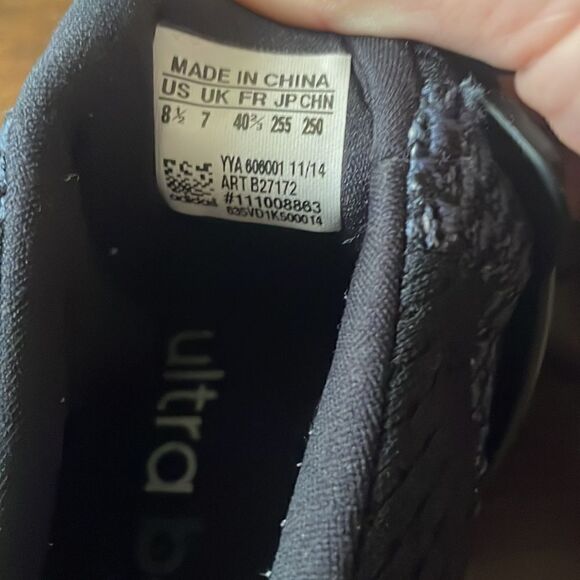 ADIDAS ULTRABOOST 1.0 'OG' Sneakers Size 8.5/ Excellent - Picture 9 of 9